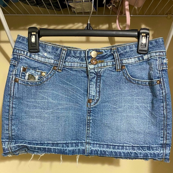 J-star Denim Miniskirt!! (only worn twice!!) - Picture 3 of 5